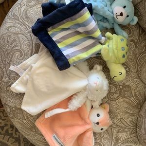 Baby animal security blankets